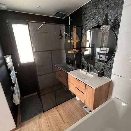 빌라 Piscine Et Par Acces Prive A 200m 생장드몽
